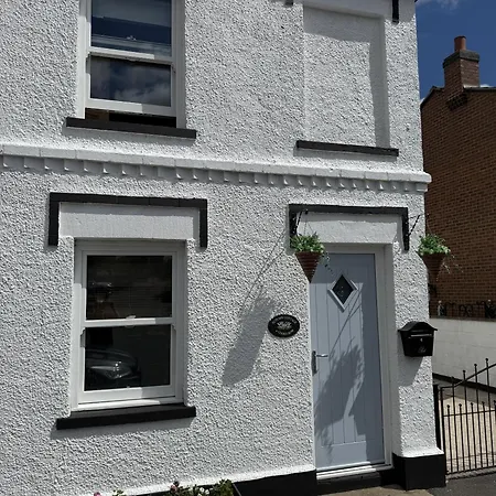 Дом отдыха Autumn Файли